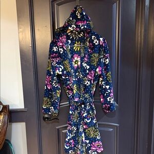 Vera Bradley Vibrant Floral Hooded Bath Robe